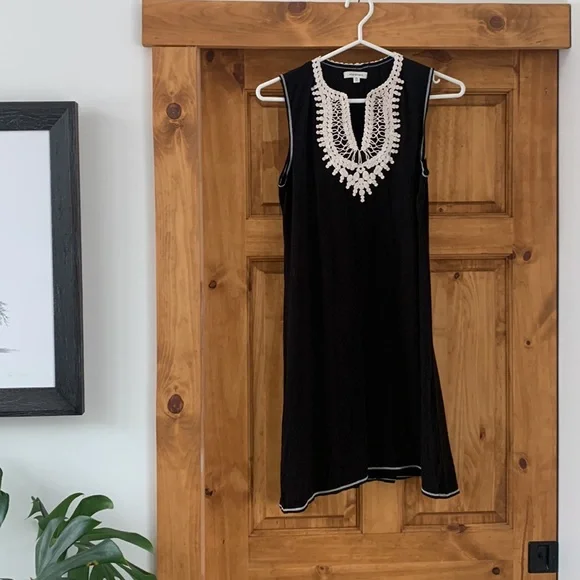 Max Studio boho black dress w/ off-white embroidered collar Size XS - Picture 1 of 5